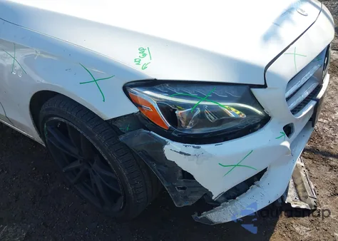 2016 Mercedes-Benz C 300 4Matic from USA, damaged, VIN 55SWF4KB7GU171787